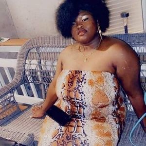 Meet your Posher, Imani